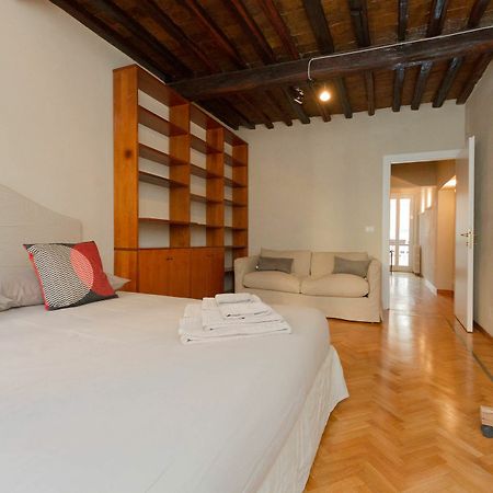 Navona Typical Apartment Rome Bagian luar foto